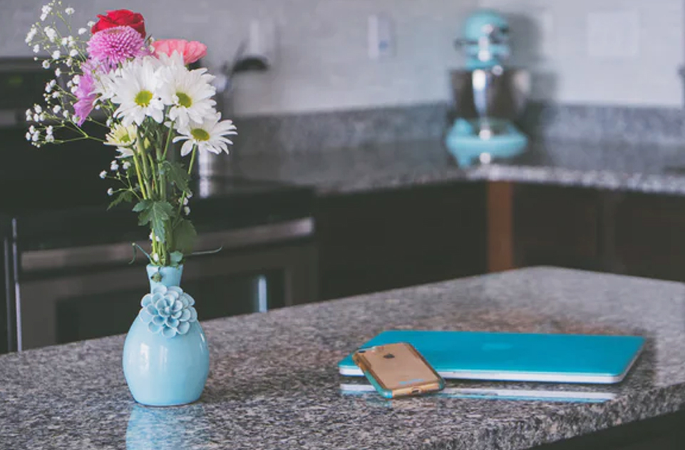 Granite Table Tops with Flower Decoration