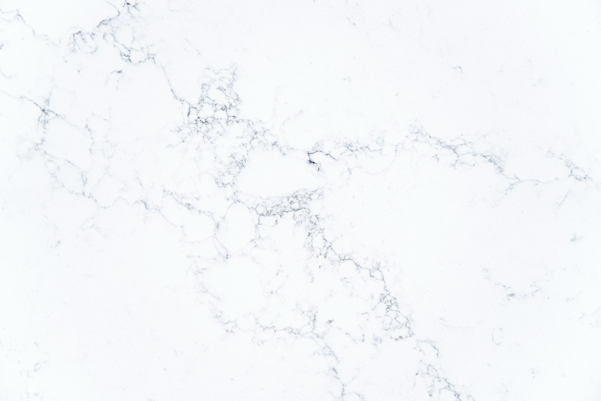 Elegant PMC1806 Calacatta Veined Quartz Stone Slabs and Countertops