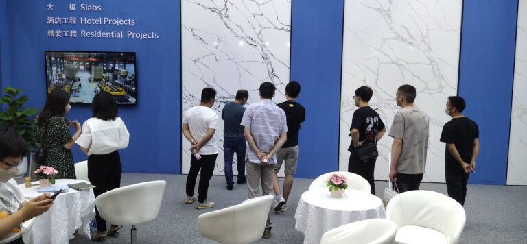 Xiamen Stone Fair 2022. Visitantes.