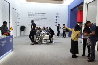 Reflexiones sobre la Innovación: Superficies de Sílice Cristalina Cero de PANMIN en el Cierre de la Feria Internacional de Piedra de Xiamen 2024